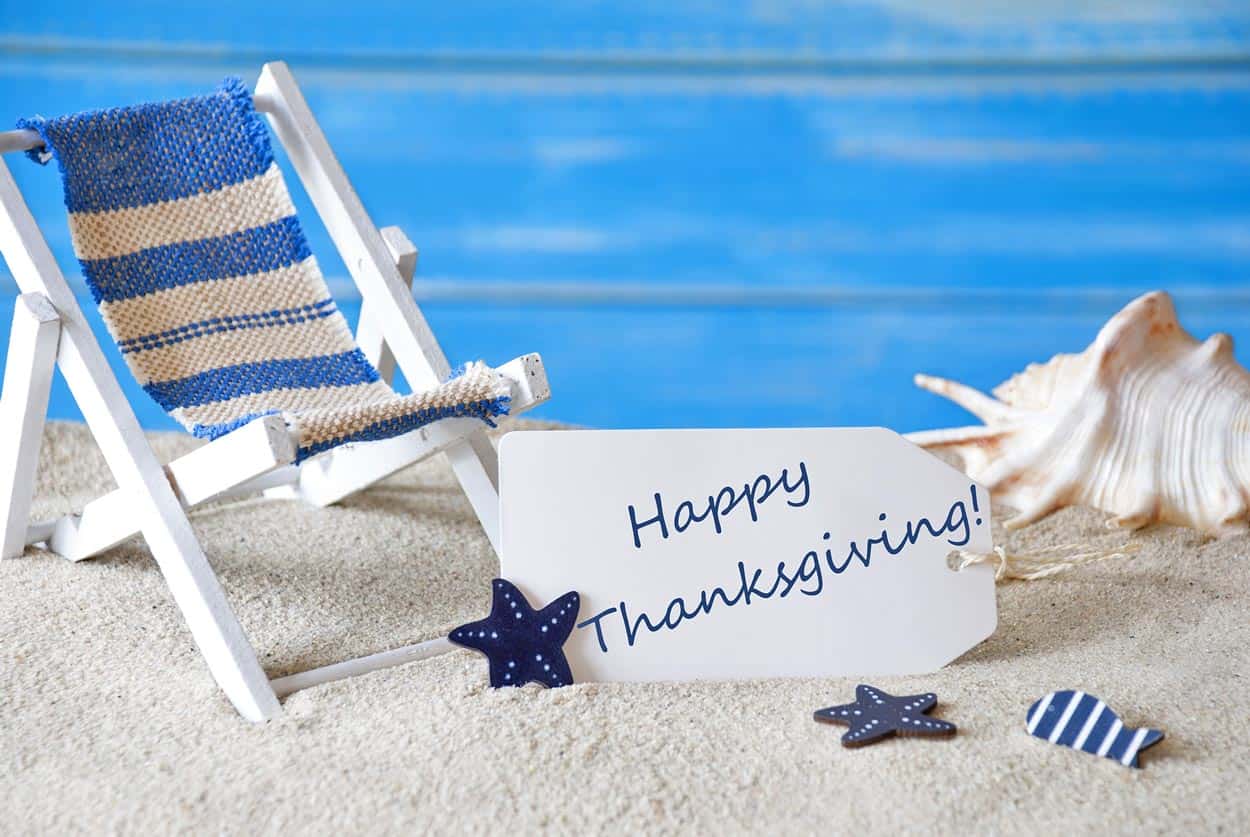 lawn-chair-with-happy-thanksgiving-gift-tag-for-traveling-on-vacation-during-december-through-timeshare-promotions