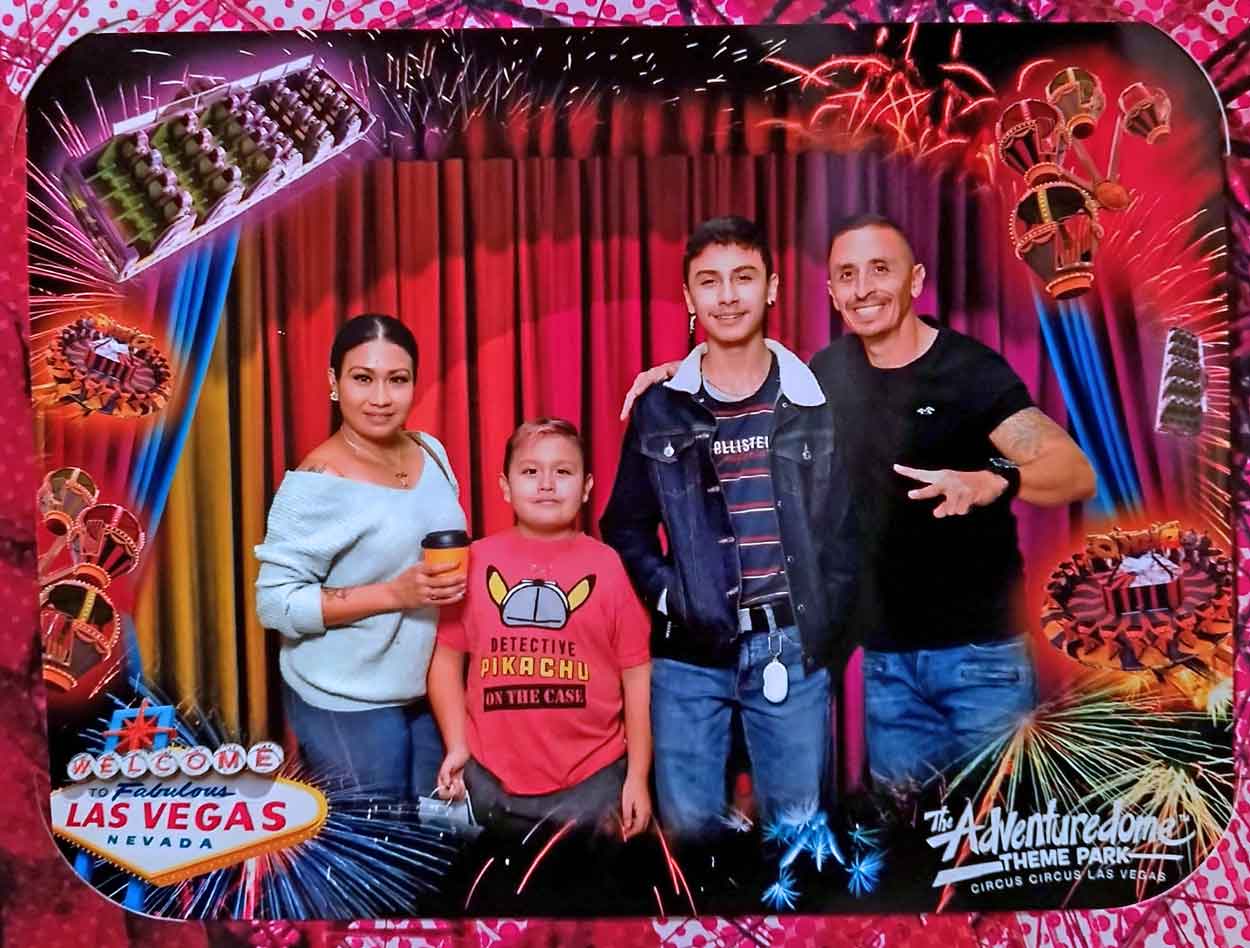 green screen vegas family pictures with theatre backdrop after endless timeshare sales pitch closes deal fraud